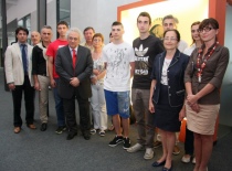 Lo staff dell'Istituto Volonté con alcuni studenti che hanno partecipato al progetto